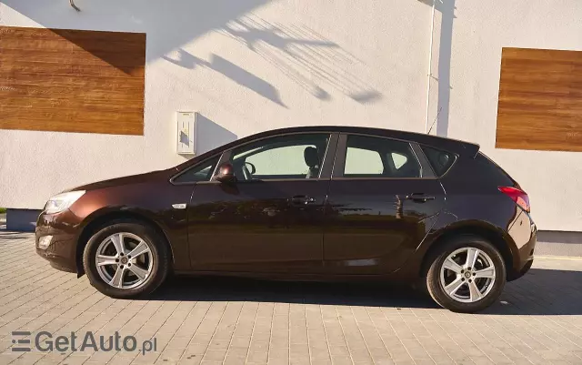 OPEL Astra 1.4 ECOFLEX 150 Jahre