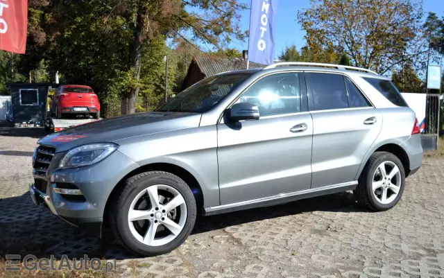 MERCEDES-BENZ ML 250 BlueTEC 4MATIC 7G-TRONIC