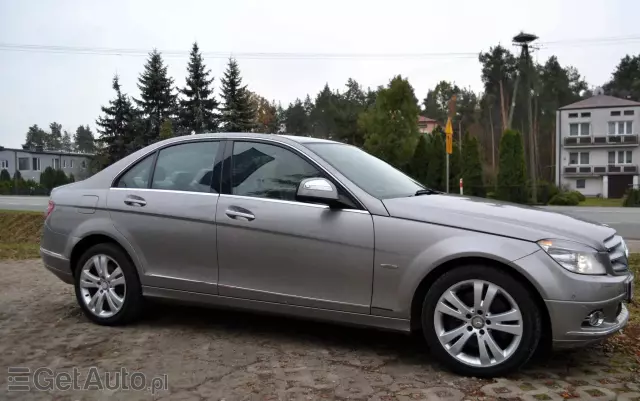 MERCEDES-BENZ Klasa C 320 T CDI 7G-TRONIC Avantgarde