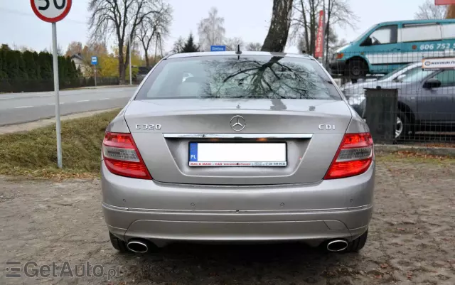 MERCEDES-BENZ Klasa C 320 T CDI 7G-TRONIC Avantgarde