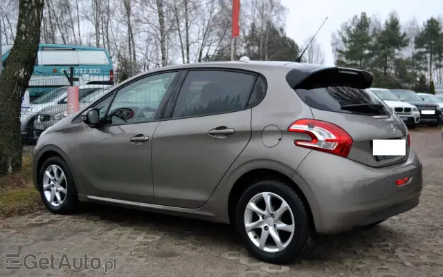 PEUGEOT 208 1.4 e-HDi Active STT