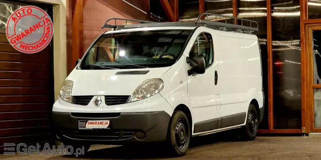 RENAULT Trafic 