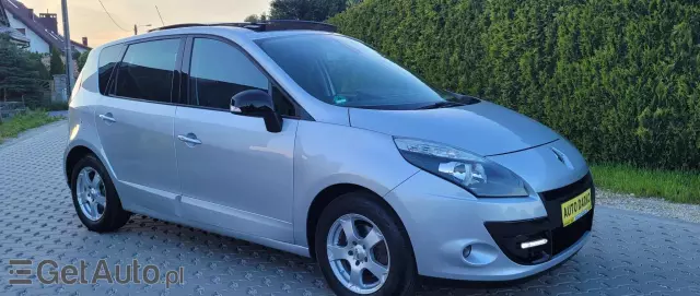 RENAULT Scenic 2.0 16V 140 CVT Dynamique