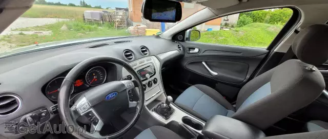 FORD Mondeo Turnier 2.0 TDCi Ambiente