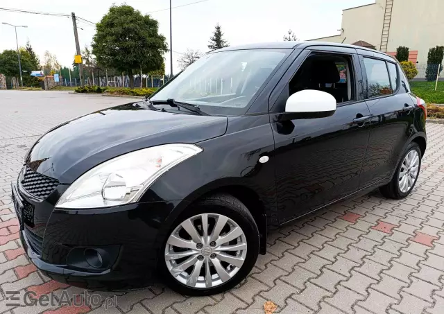 SUZUKI Swift 1.2 Black&White