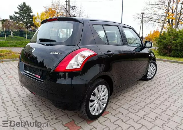 SUZUKI Swift 1.2 Black&White