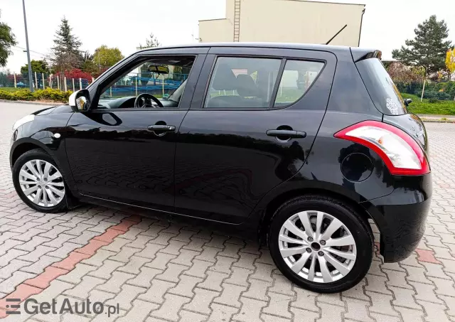 SUZUKI Swift 1.2 Black&White