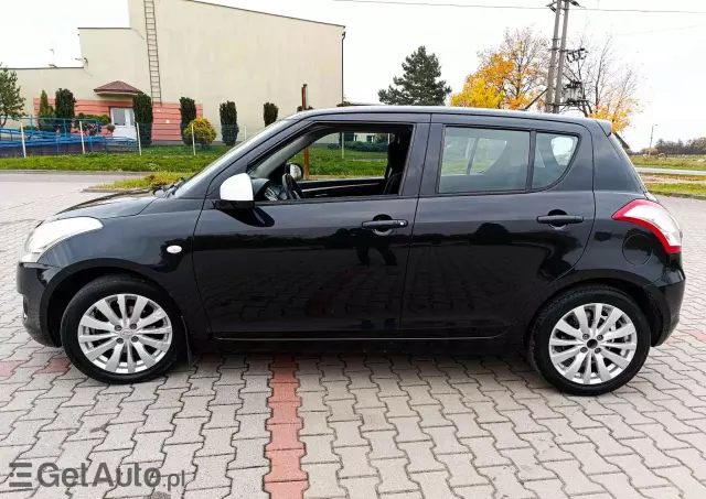 SUZUKI Swift 1.2 Black&White