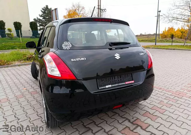 SUZUKI Swift 1.2 Black&White