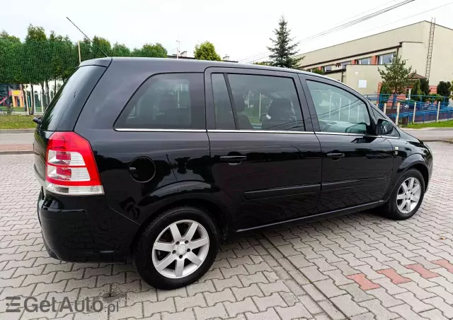 OPEL Zafira 1.8 Cosmo