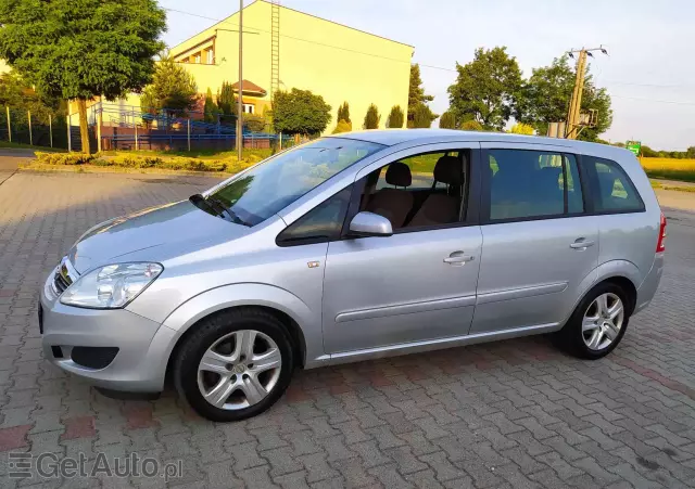 OPEL Zafira 1.6 Enjoy