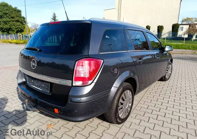 OPEL Astra 1.4 Caravan Edition