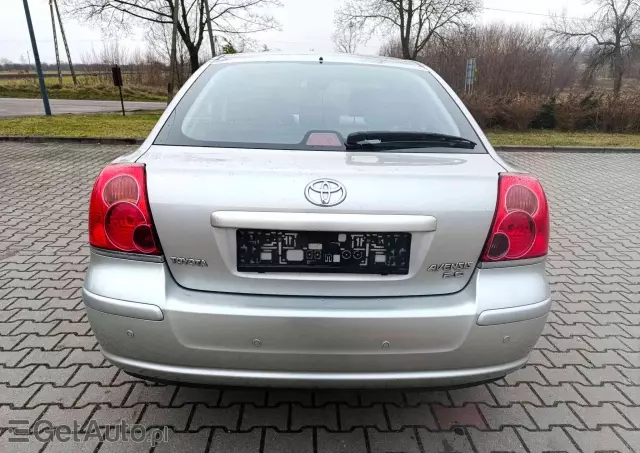 TOYOTA Avensis 2.0 VVT-i Executive