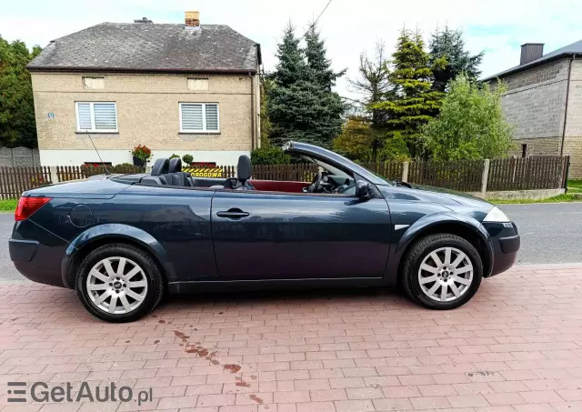 RENAULT Megane 1.6 Coupe-Cabriolet Authenique