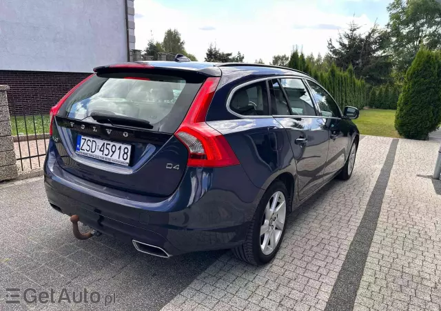 VOLVO V60 D4 Drive-E Summum