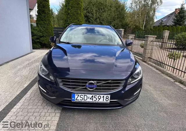 VOLVO V60 D4 Drive-E Summum