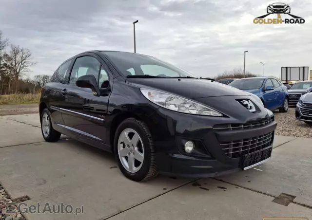 PEUGEOT 207 