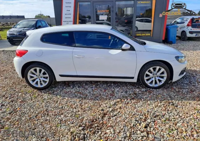 VOLKSWAGEN Scirocco 