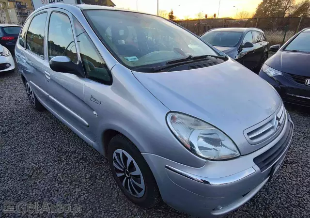 CITROËN Xsara Picasso 1.6 Exclusive