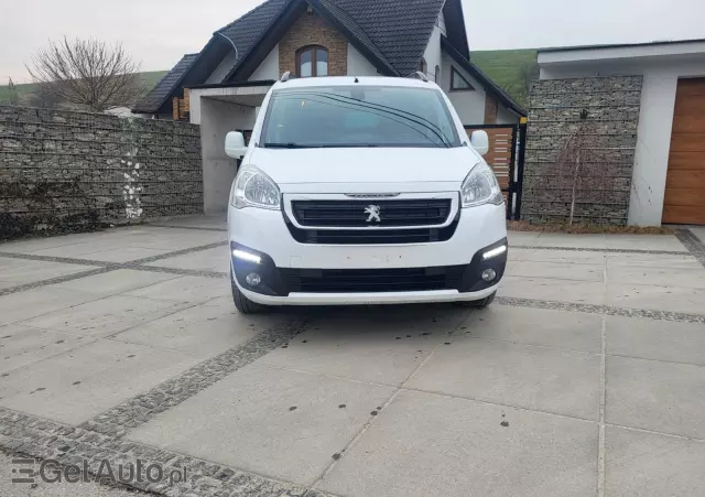 PEUGEOT Partner Tepee BlueHDi 100 Stop&Start Active