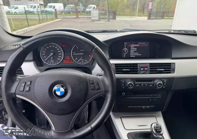 BMW Seria 3 320d xDrive Coupe M Sport Edition