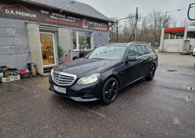 MERCEDES-BENZ Klasa E 220 BlueTEC 9G-TRONIC Avantgarde