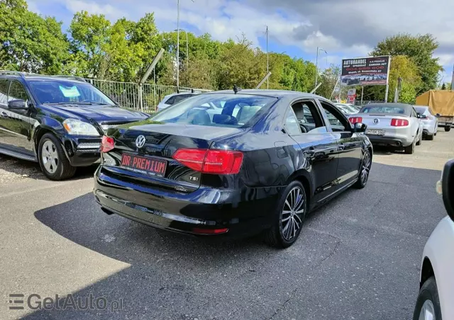 VOLKSWAGEN Jetta 1.8T SE