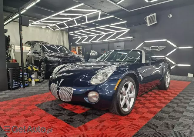 PONTIAC Solstice 