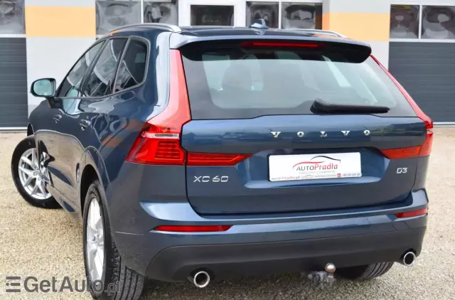 VOLVO XC 60 D3 Momentum Pro