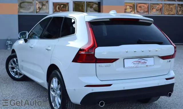 VOLVO XC 60 D4 SCR AWD Momentum