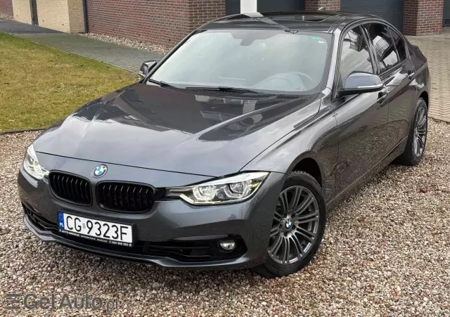 BMW Seria 3 330i