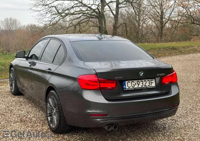 BMW Seria 3 330i