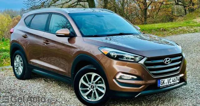 HYUNDAI Tucson 