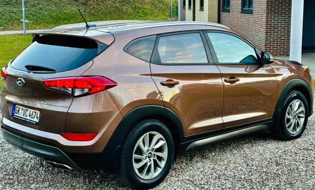 HYUNDAI Tucson 