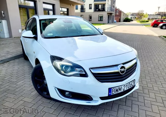 OPEL Insignia 