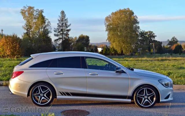 MERCEDES-BENZ CLA 250 7G-DCT Urban