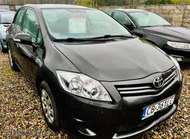 TOYOTA Auris 1.33 Dual-VVT-i Edition