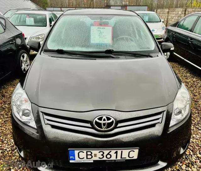 TOYOTA Auris 1.33 Dual-VVT-i Edition