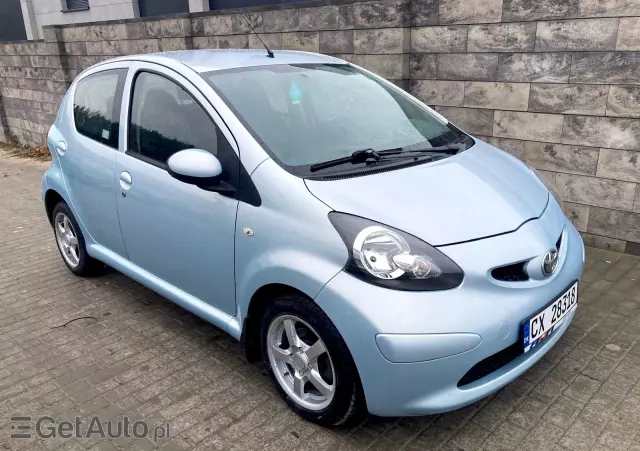 TOYOTA Aygo 1.4 d Gold