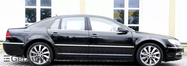 VOLKSWAGEN Phaeton 