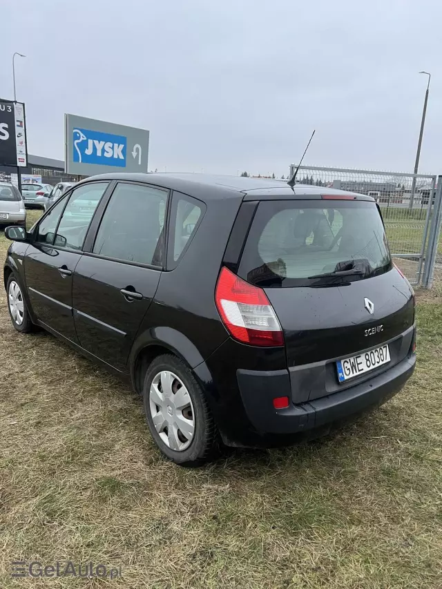 RENAULT Scenic 