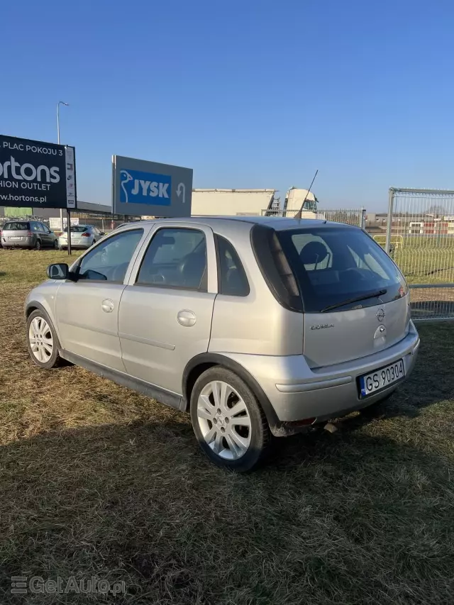 OPEL Corsa 