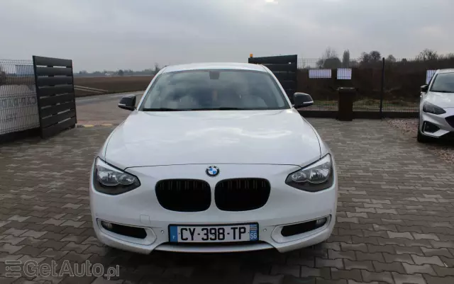 BMW Seria 1 116i Sport Line