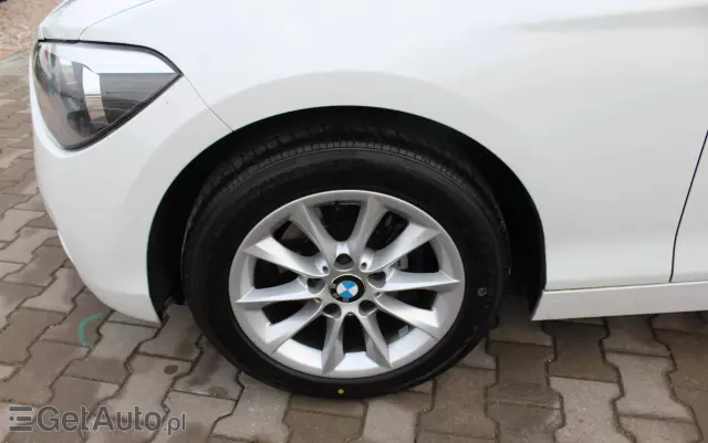 BMW Seria 1 116i Sport Line