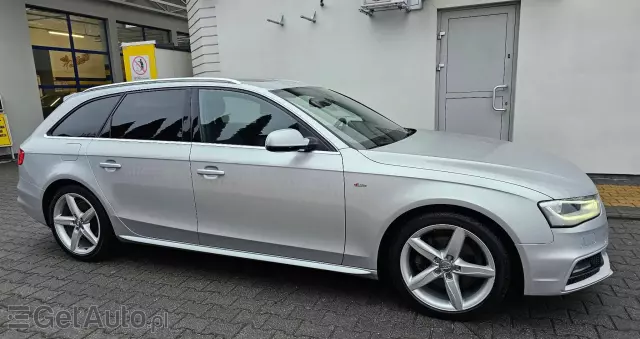 AUDI A4 Avant 2.0 TDI ultra S tronic sport