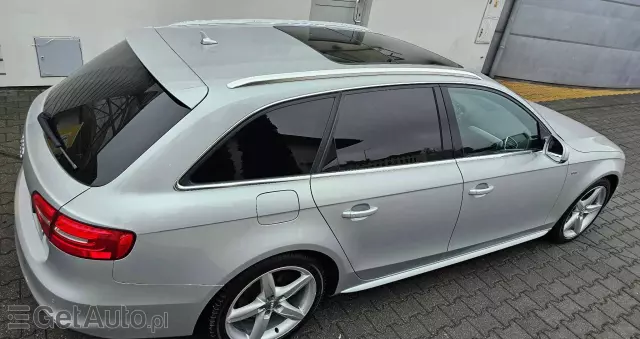 AUDI A4 Avant 2.0 TDI ultra S tronic sport