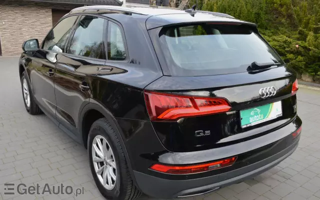 AUDI Q5 2.0 TDI quattro S tronic design