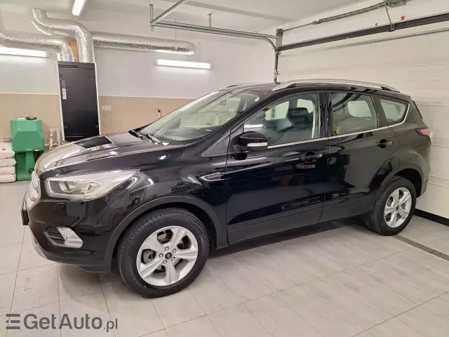 FORD Kuga 1.5 EcoBoost COOL&CONNECT