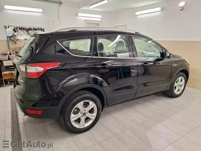 FORD Kuga 1.5 EcoBoost COOL&CONNECT