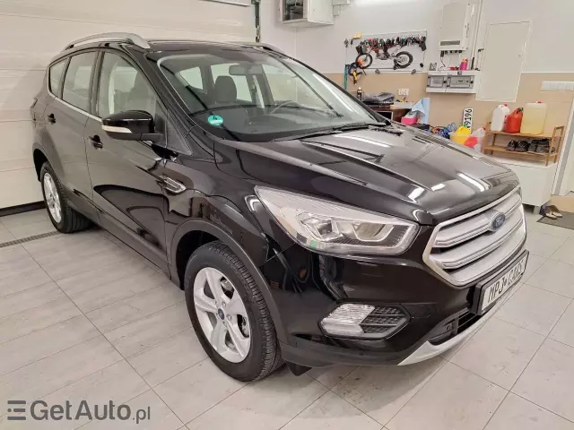 FORD Kuga 1.5 EcoBoost COOL&CONNECT